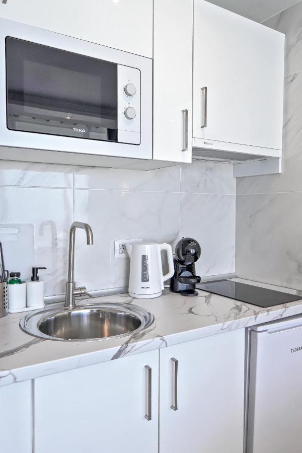 Modern Studio With A Sea View And Pool Access Ponderosa 801 Playa de las Americas  Exterior photo