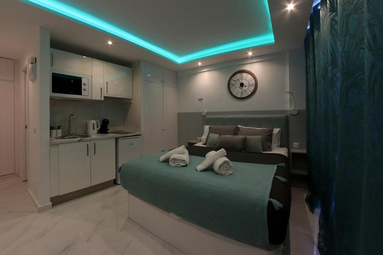 Modern Studio With A Sea View And Pool Access Ponderosa 801 Playa de las Americas  Exterior photo